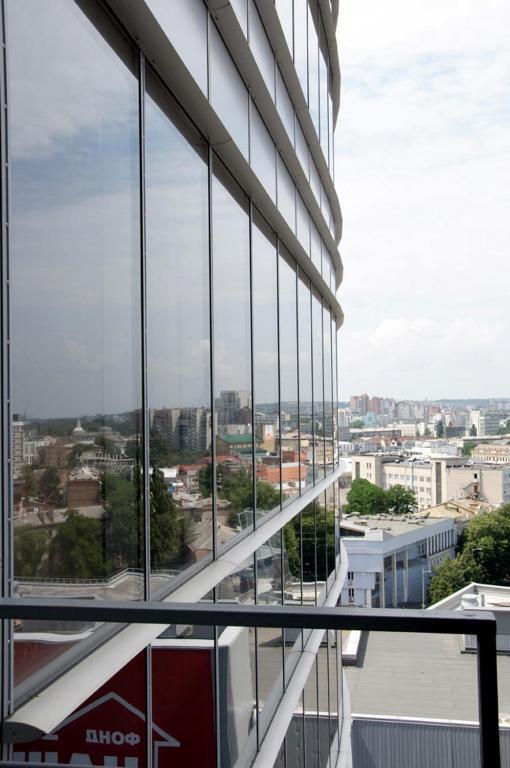 Staybridge Mini-Hotel In Most City Panoramic River View Dnipro Bilik gambar